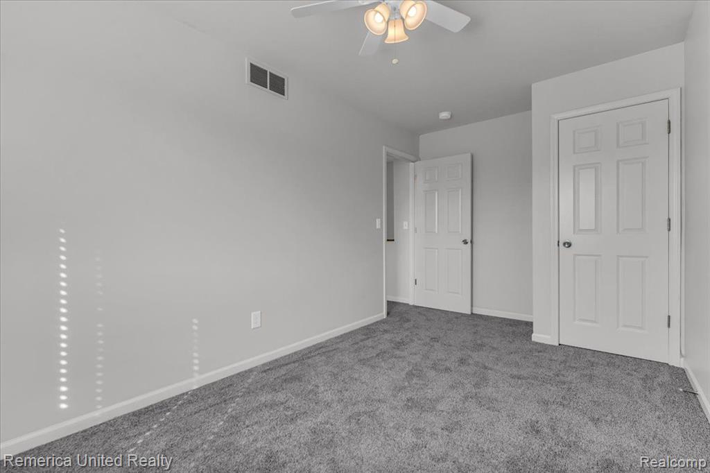 6453 MISTY, Waterford, MI 48327 — Photo 17