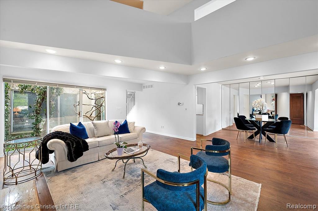 971 Stratford Lane, 22, Bloomfield Hills, MI 48304 — Photo 18