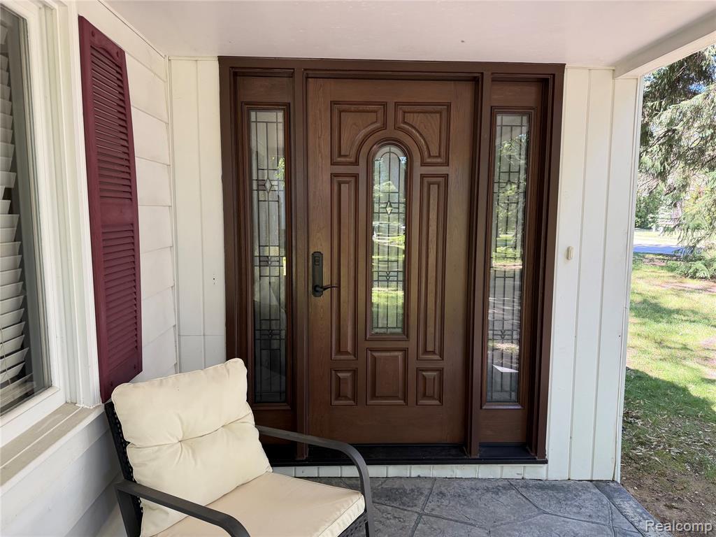 8420 Pacton Drive, Shelby Twp, MI 48317 — Photo 2
