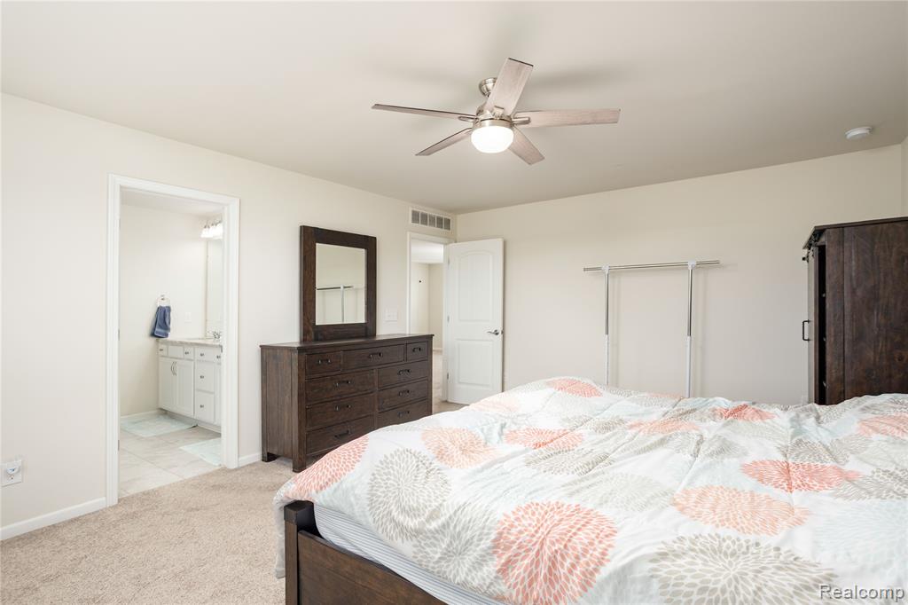 2391 Findley Circle, Lake Orion, MI — Photo 28