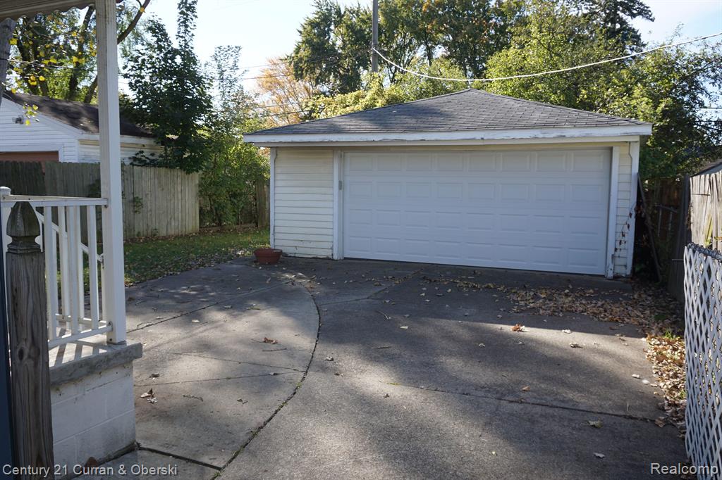 4452 EDGEWOOD Street, Dearborn Heights, MI 48125 — Photo 3