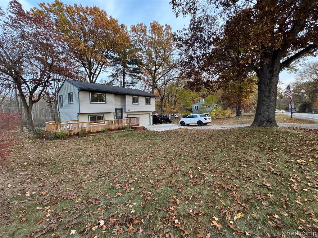 11255 MCGREGOR Road, Pinckney, MI 48169 — Photo 2