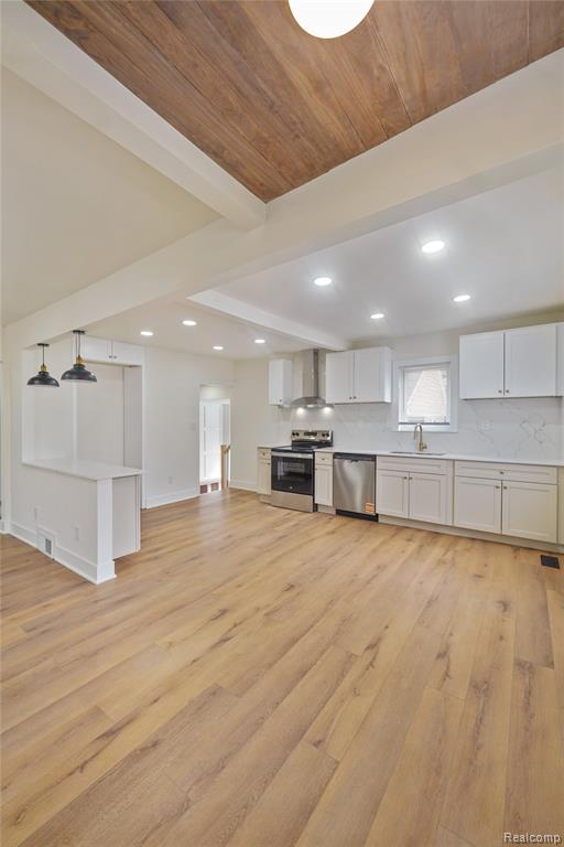 19133 Huntington Avenue, Harper Woods, MI 48225 — Photo 13
