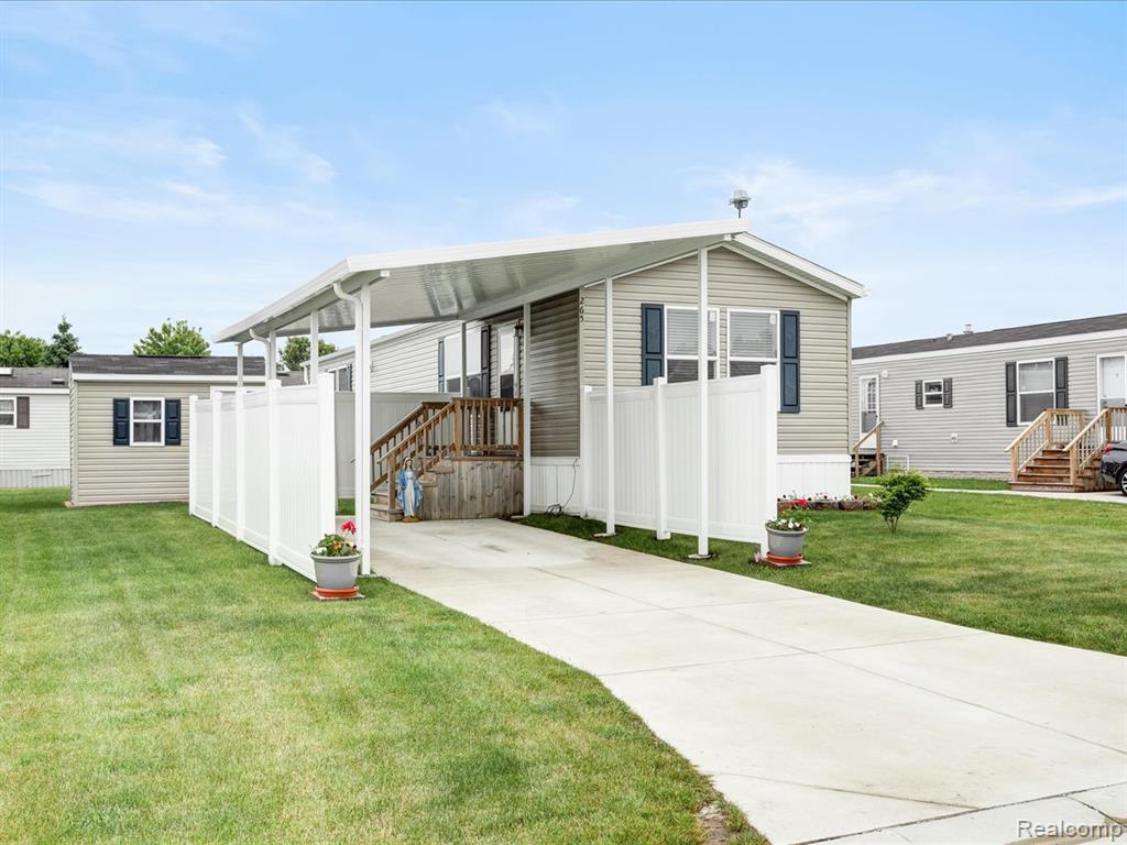 265 Westbrook Court, Port Huron, MI 48060 — front exterior