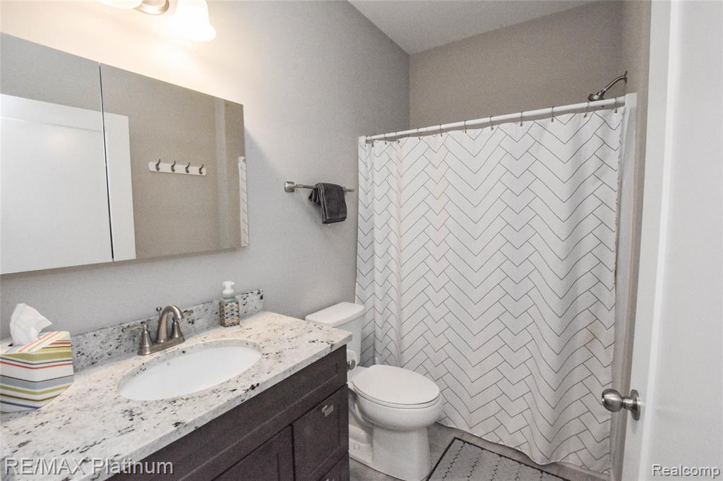 3003 Bogues View Drive, Howell, MI 48843 — Photo 33