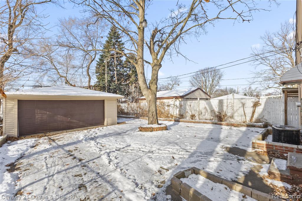 5949 Fenton Street, Dearborn Heights, MI 48127 — Photo 21