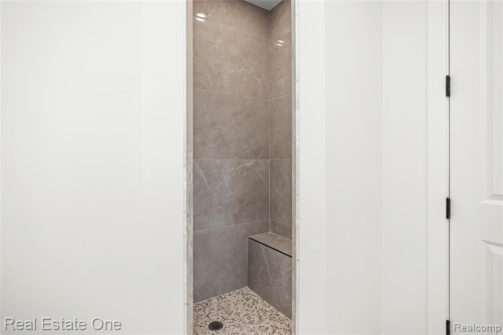 5321 Rochester Road, Troy, MI 48058 — Photo 65