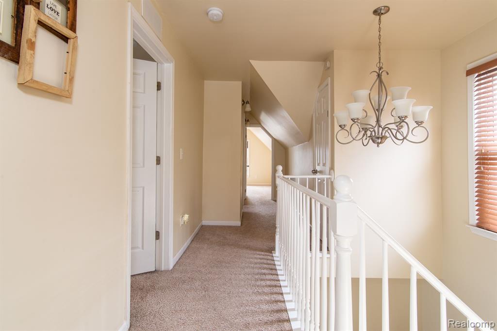 611 PLUM Street, Wyandotte, MI 48192 — Photo 20