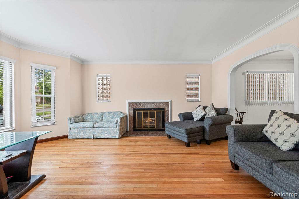 17500 Pennington Drive - Photo 3