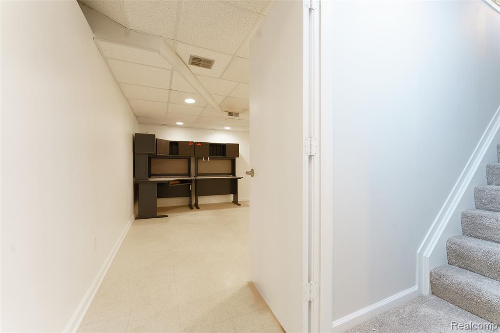 469 Winwood Circle, 121, Walled Lake, MI 48390 — Photo 18
