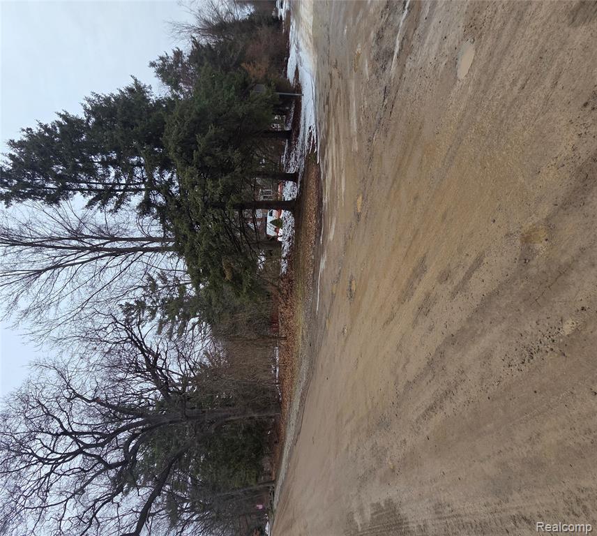 9515 Woodside Drive, Clarkston, MI 48348 — Photo 24