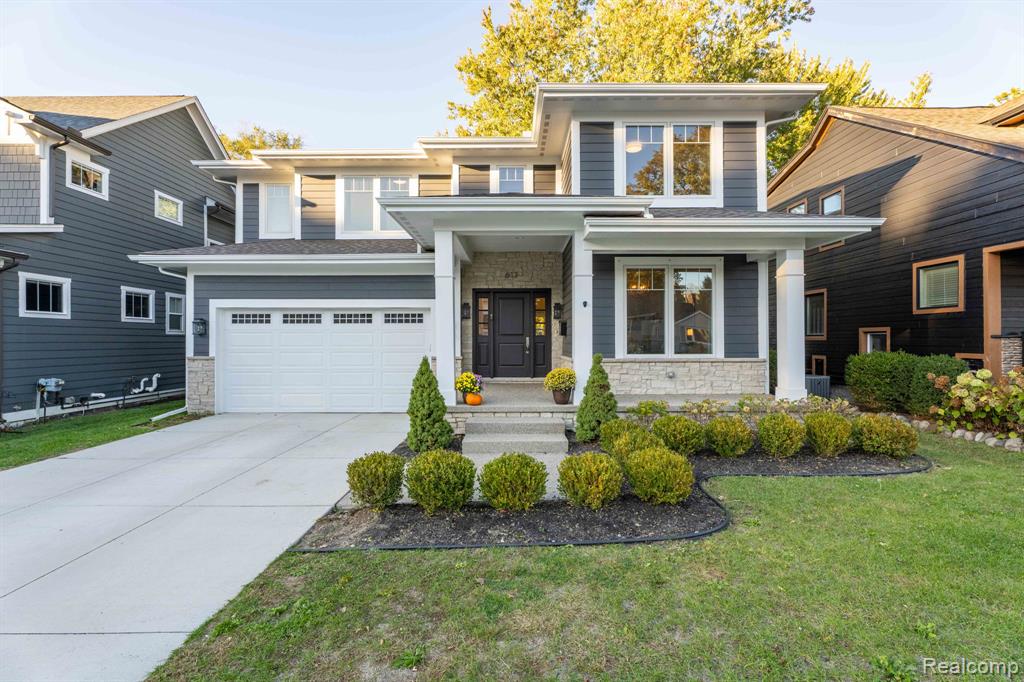 613 E Farnum Avenue, Royal Oak, MI 48067