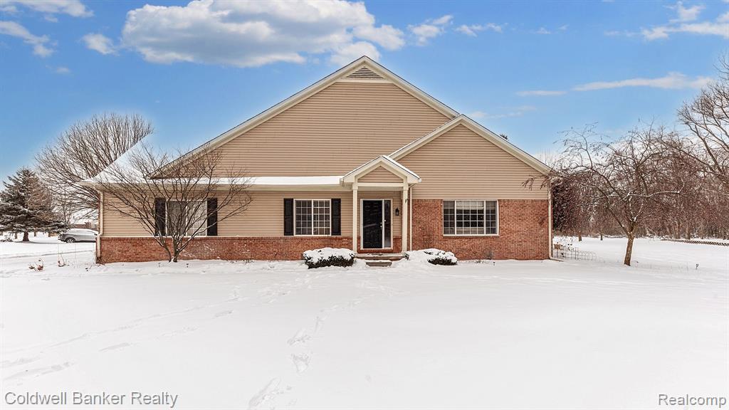 13541 CHRISTINA Lane, Belleville, MI 48111 — Photo 54