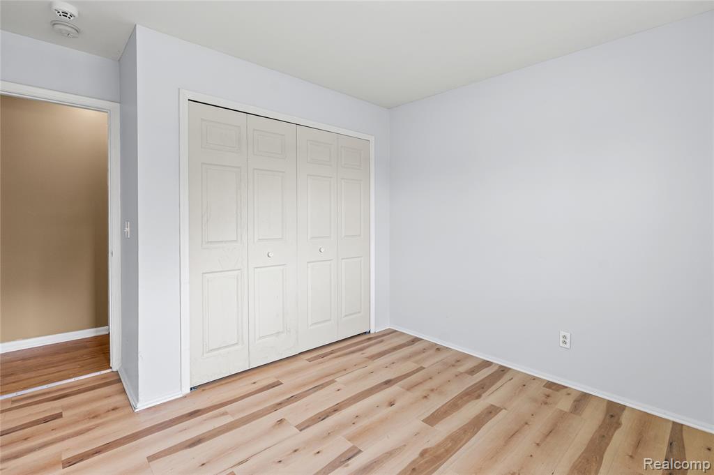 4064 Sheraton Drive, Flint, MI 48532 — Photo 27