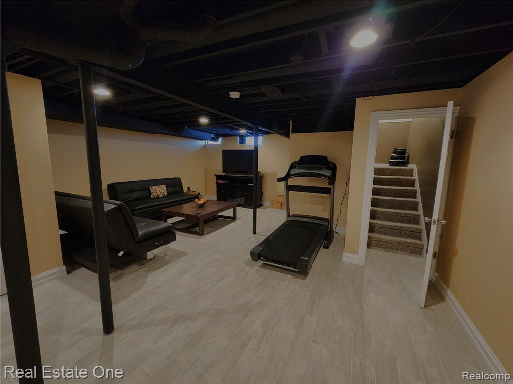 45529 Essex Drive, Macomb, MI 48044 — Photo 23
