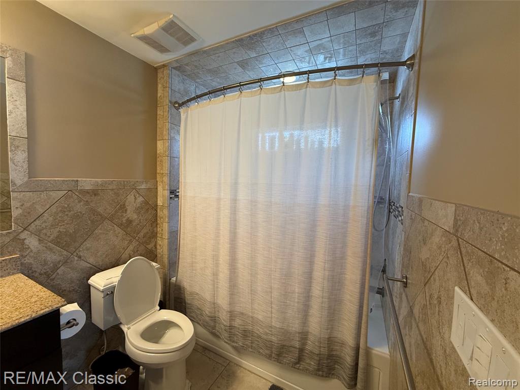 43662 Amber Court, Canton, MI 48188 — Photo 37