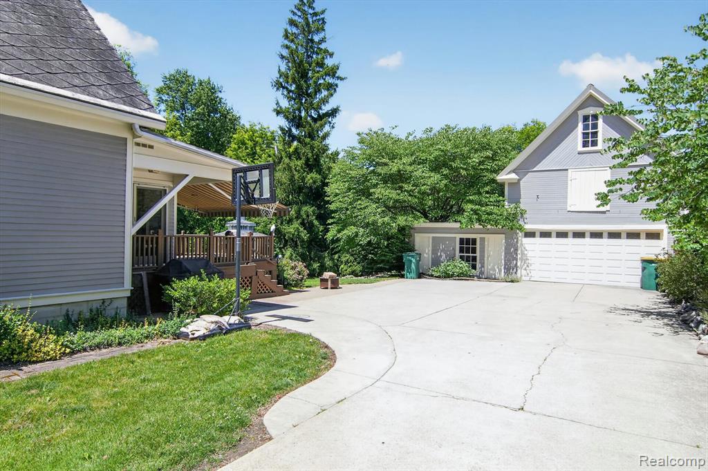 315 E Michigan Avenue, Saline, MI 48176 — Photo 46