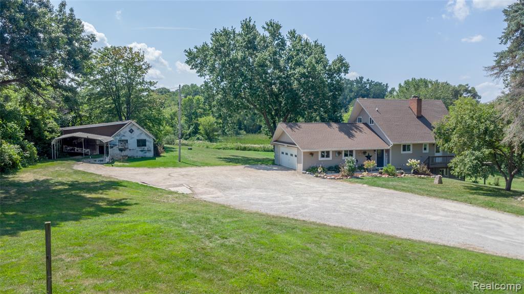 11010 Hegel Road, Goodrich Vlg, MI — Photo 23