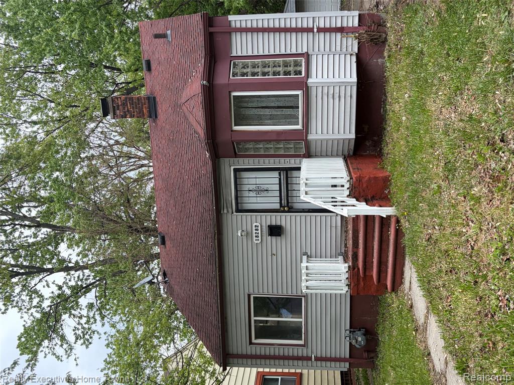 18282 Stout Street - Photo 2
