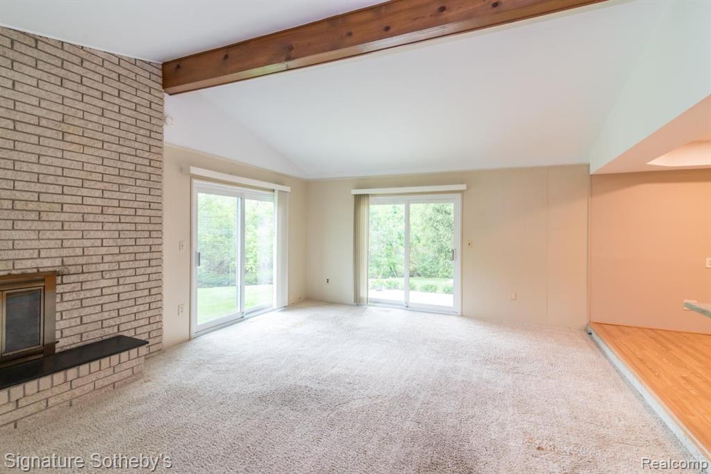 6279 WALKER Court, Troy, MI 48085 — Photo 18