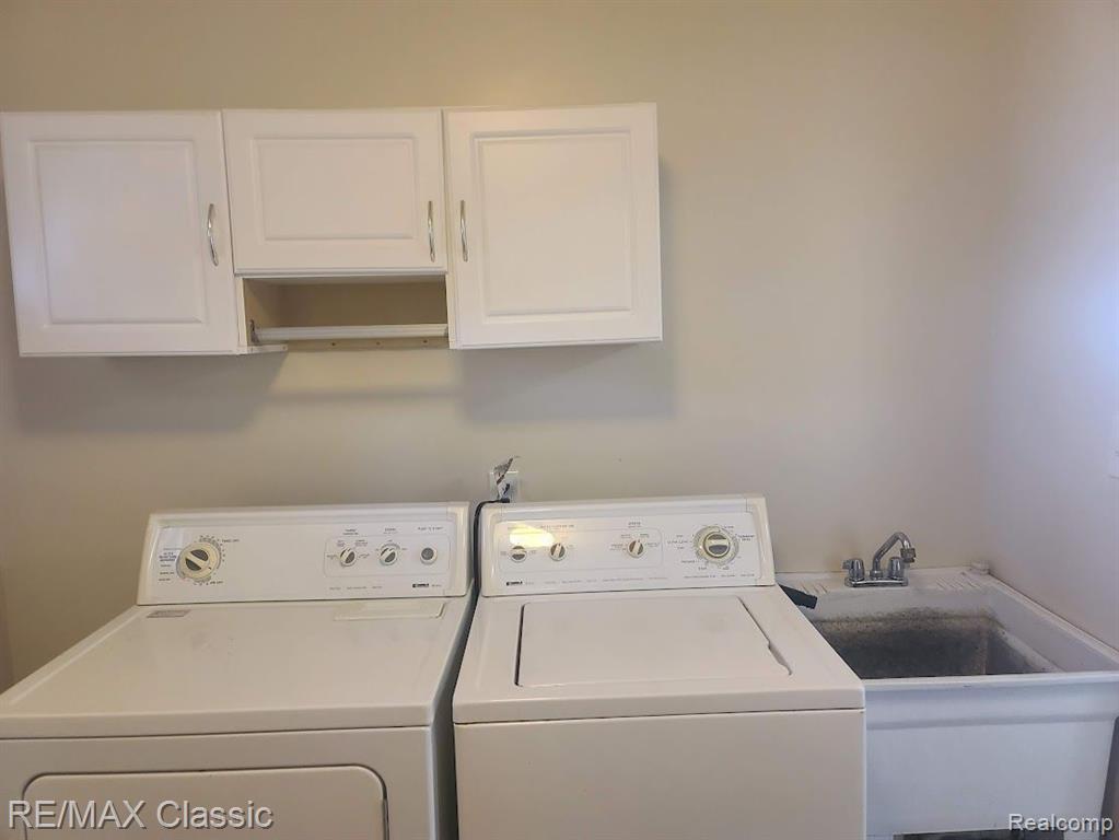 937 E ANNABELLE Avenue, Hazel Park, MI 48030 — Photo 18