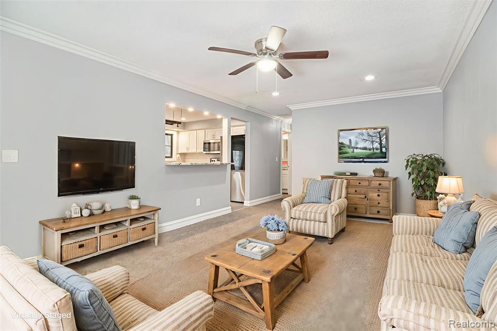 4018 Quillen Avenue, Waterford, MI 48329 — Photo 5