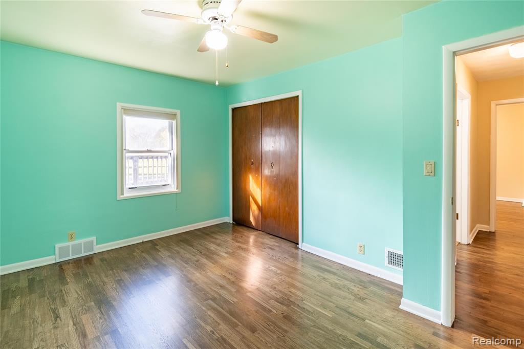 8354 Fenton Road, Grand Blanc, MI 48439 — Photo 13