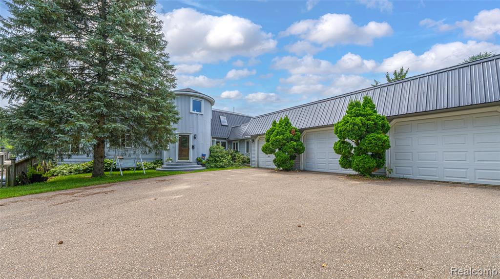 2499 Jossman Road, Holly, MI 48442 — Photo 3