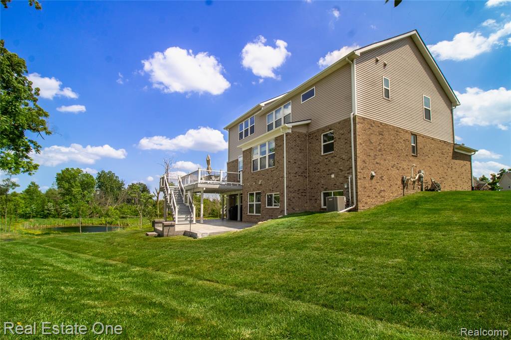 45204 Preserve Court, Novi, MI — Photo 48
