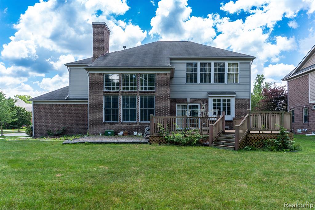 49028 FOUNDERS, Canton, MI 48187 — Photo 2