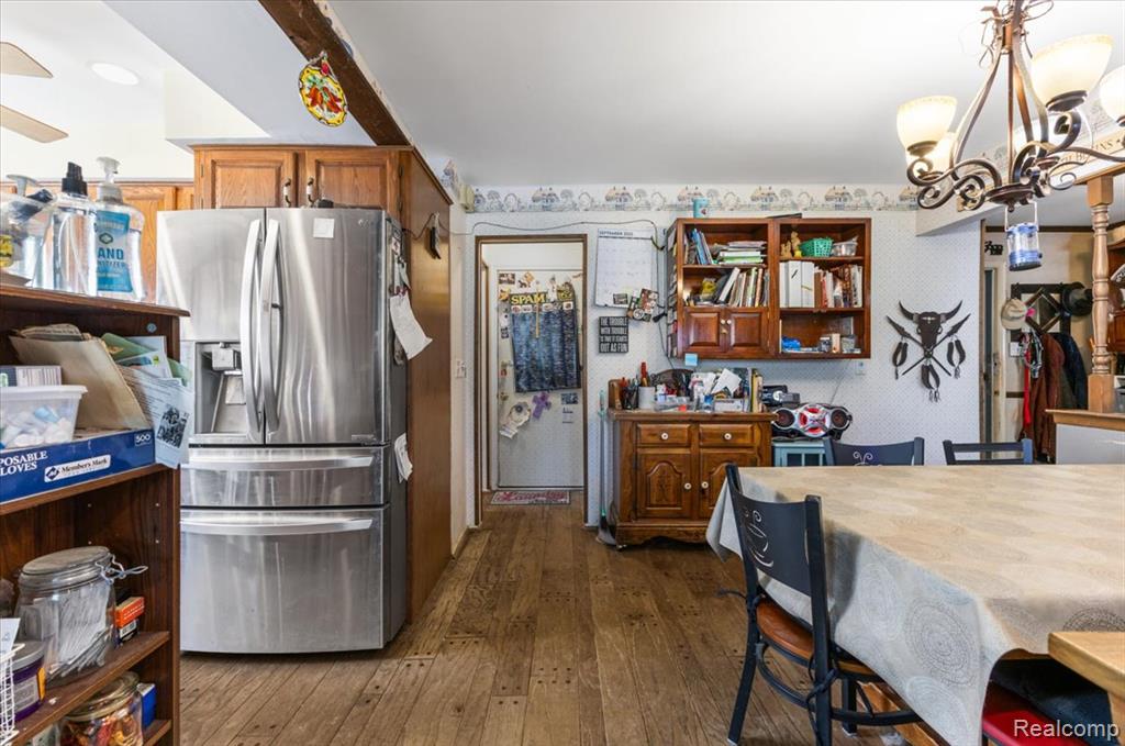 6874 Little Creek Drive, Troy, MI 48085 — Photo 16