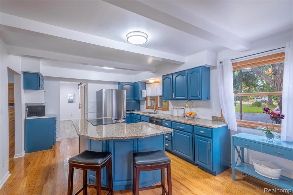 1704 Lakewood Circle, Lapeer, MI, 48446