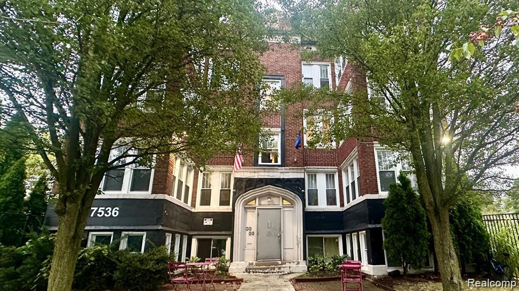 7536 Dunedin # 8 Street, Detroit, MI 48206 — front exterior