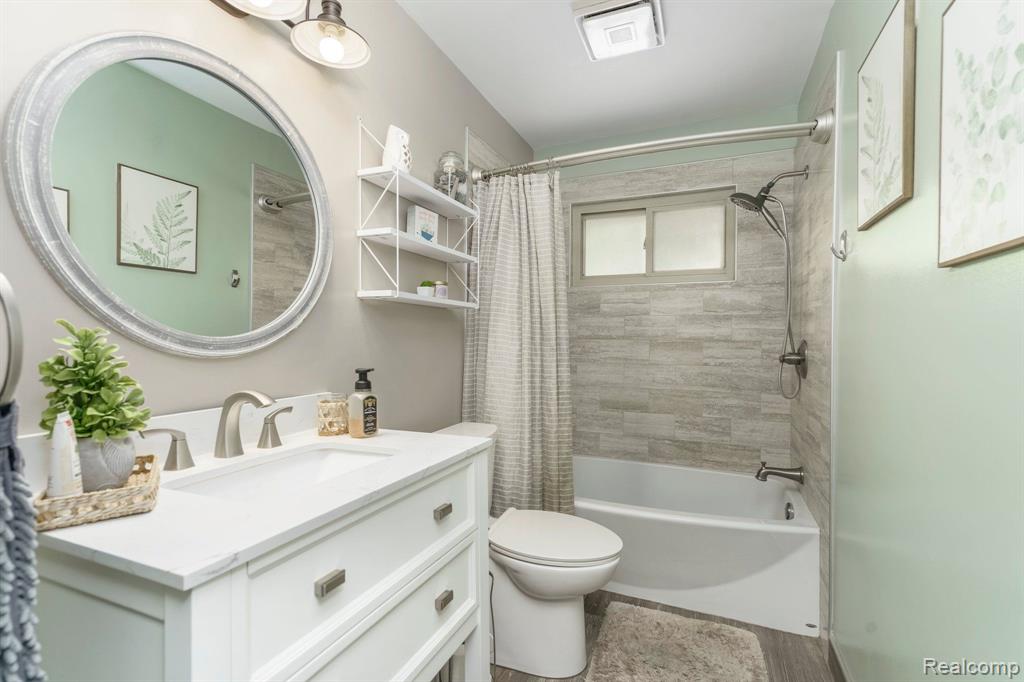 779 JOYCEIL Drive, Waterford, MI 48328 — Photo 33