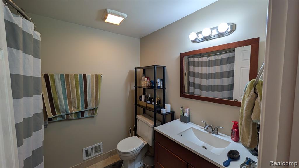 27181 Winchester Street, Brownstown, MI 48183 — Photo 14