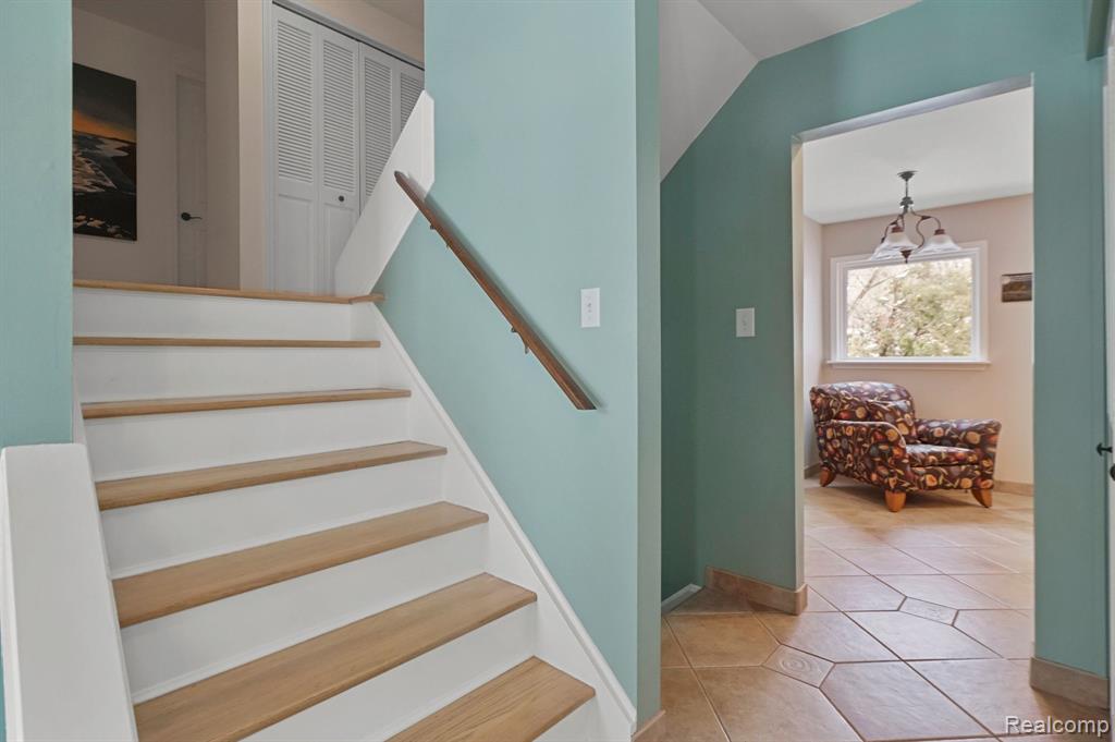 4414 BRANDYWYNE Drive, Troy, MI 48098 — Photo 17