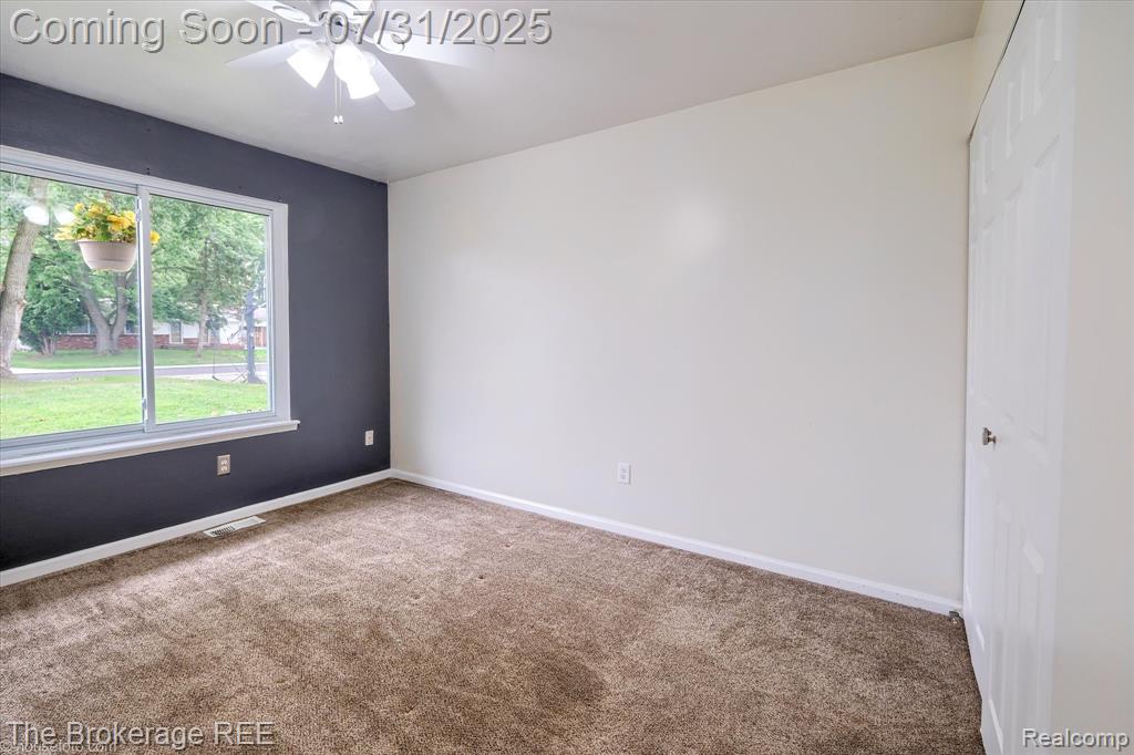 5010 Spring Well Lane, Grand Blanc, MI 48439 — Photo 22