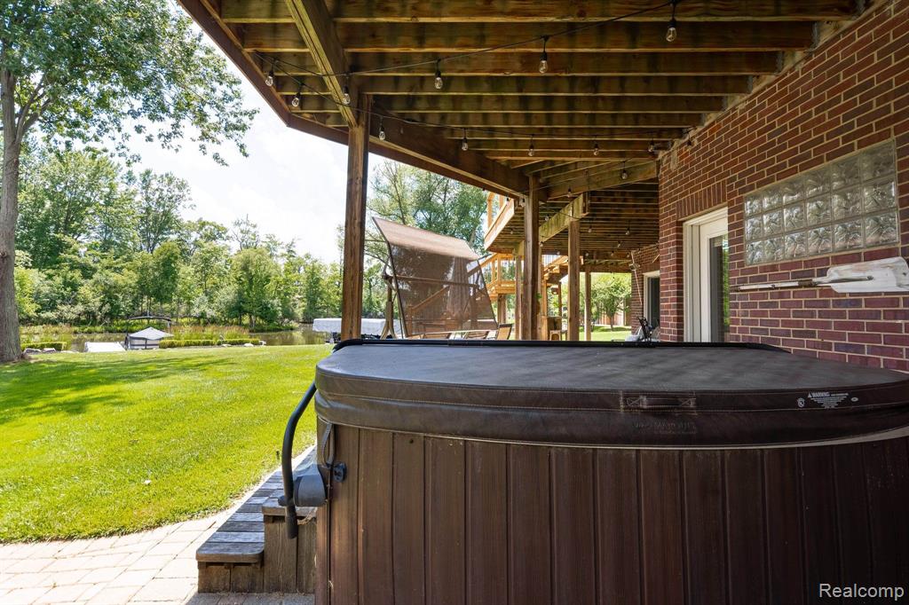 4425 ISLAND VIEW Drive, Waterford, MI 48328 — Photo 64