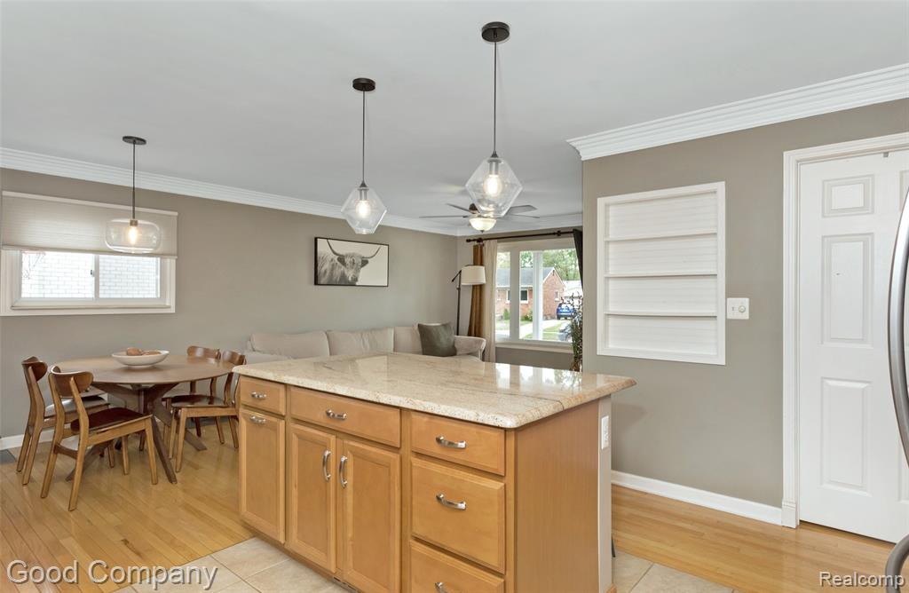 905 Parliament Avenue, Madison Heights, MI 48071 — Photo 10