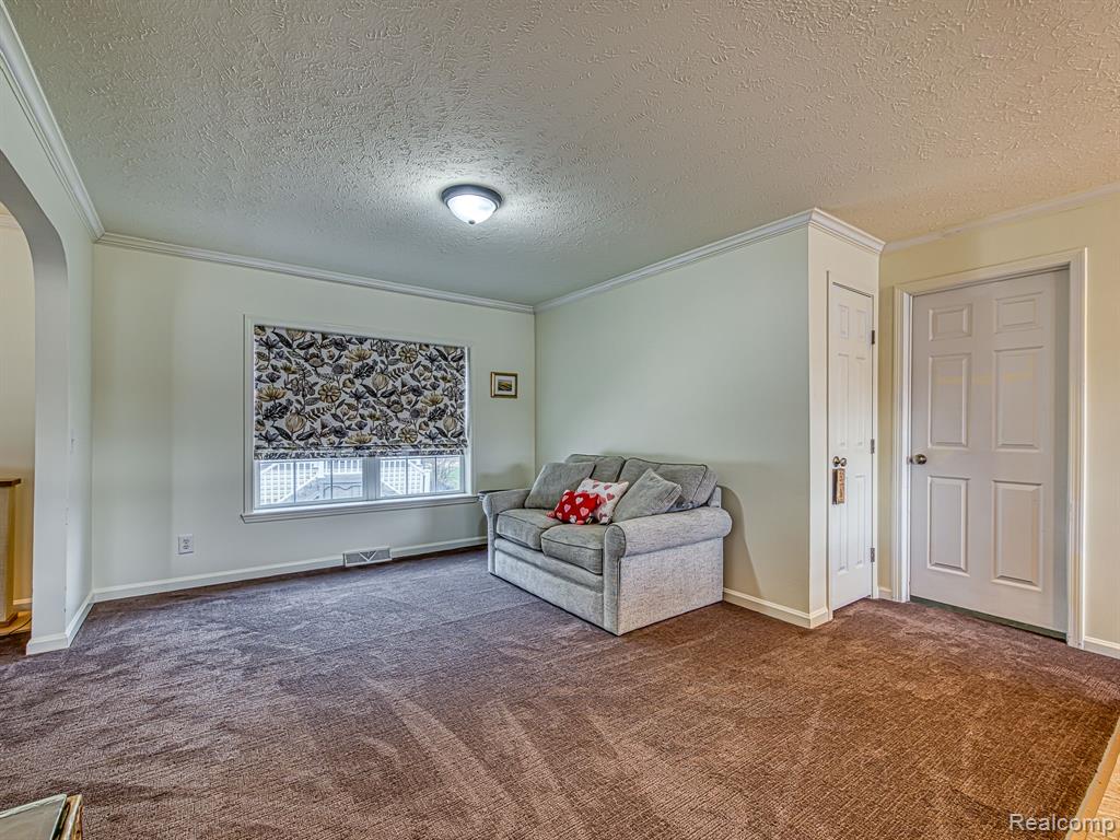 29703 Vinewood Lane, Gibraltar, MI — Photo 10