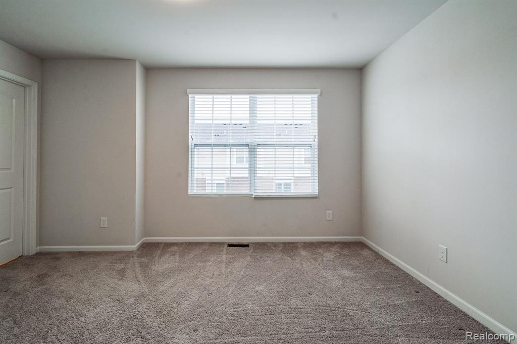 49791 LANTERN Way, Canton, MI 48188 — Photo 24