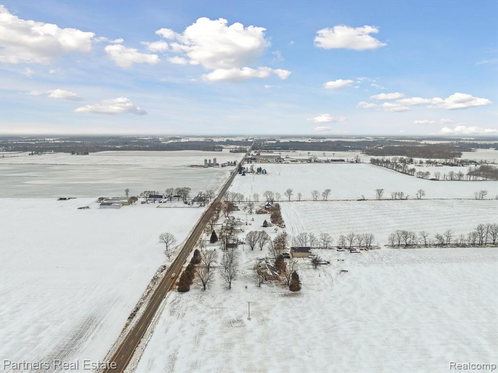 3349 E Howell Road, Webberville, MI 48892 — Photo 57