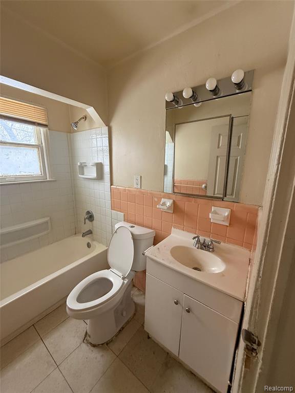 16580 Ward Avenue, Detroit, MI 48235 — Photo 9