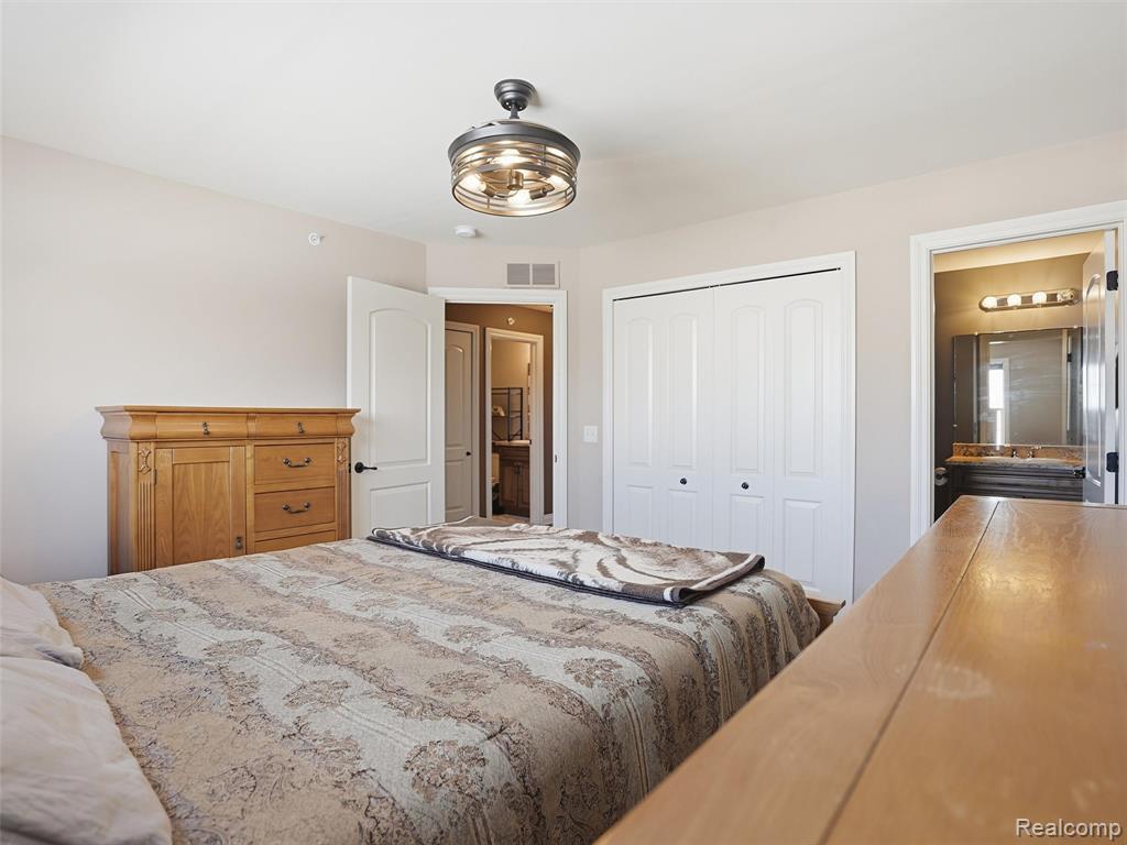 53731 Champlain Street, Macomb, MI 48042 — Photo 20