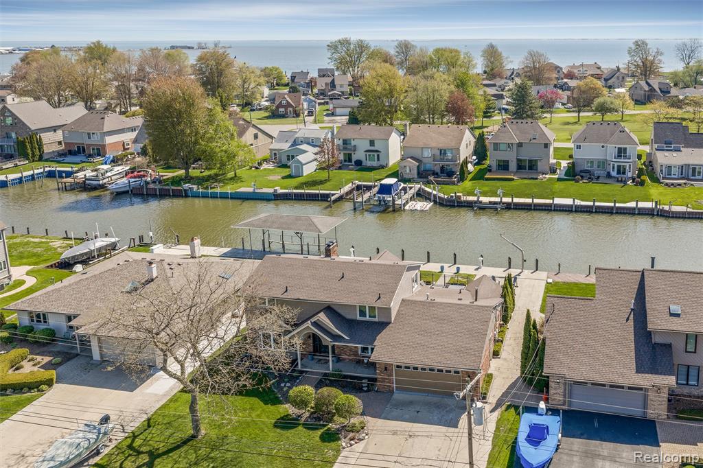 38846 Venetian Drive, Harrison Township, MI — Photo 48
