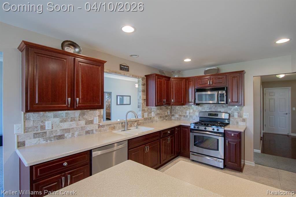 45907 Lookout Drive, Macomb, MI 48044 — Photo 15