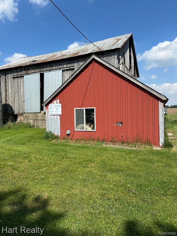 9548 SHARP Road, Clifford, MI 48727 — Photo 33