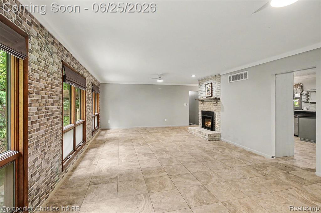 4863 Split Rail Drive, Brighton, MI 48114 — Photo 10