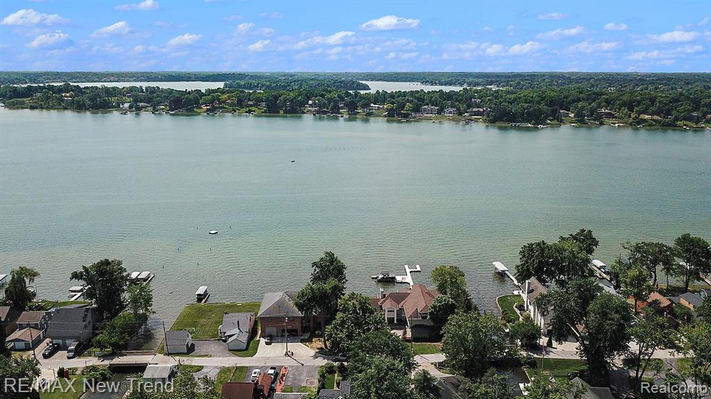 4766 Linwood, West Bloomfield, MI 48324 — Photo 12