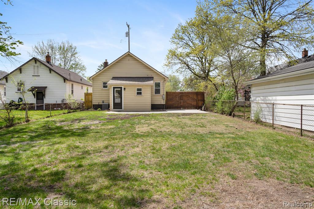 4835 WOODWARD Street, Wayne, MI 48184 — Photo 27